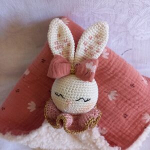 doudou lapin vieux roses